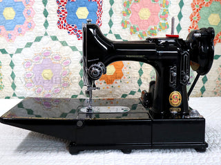 Load image into Gallery viewer, Singer Featherweight 222K Sewing Machine, RED &quot;S&quot; EP5428**