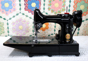 Singer Featherweight 222K Sewing Machine, RED "S" EP5428**
