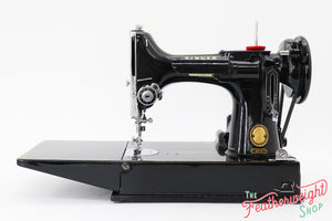 Singer Featherweight 221K Sewing Machine, 1957 - EM016***