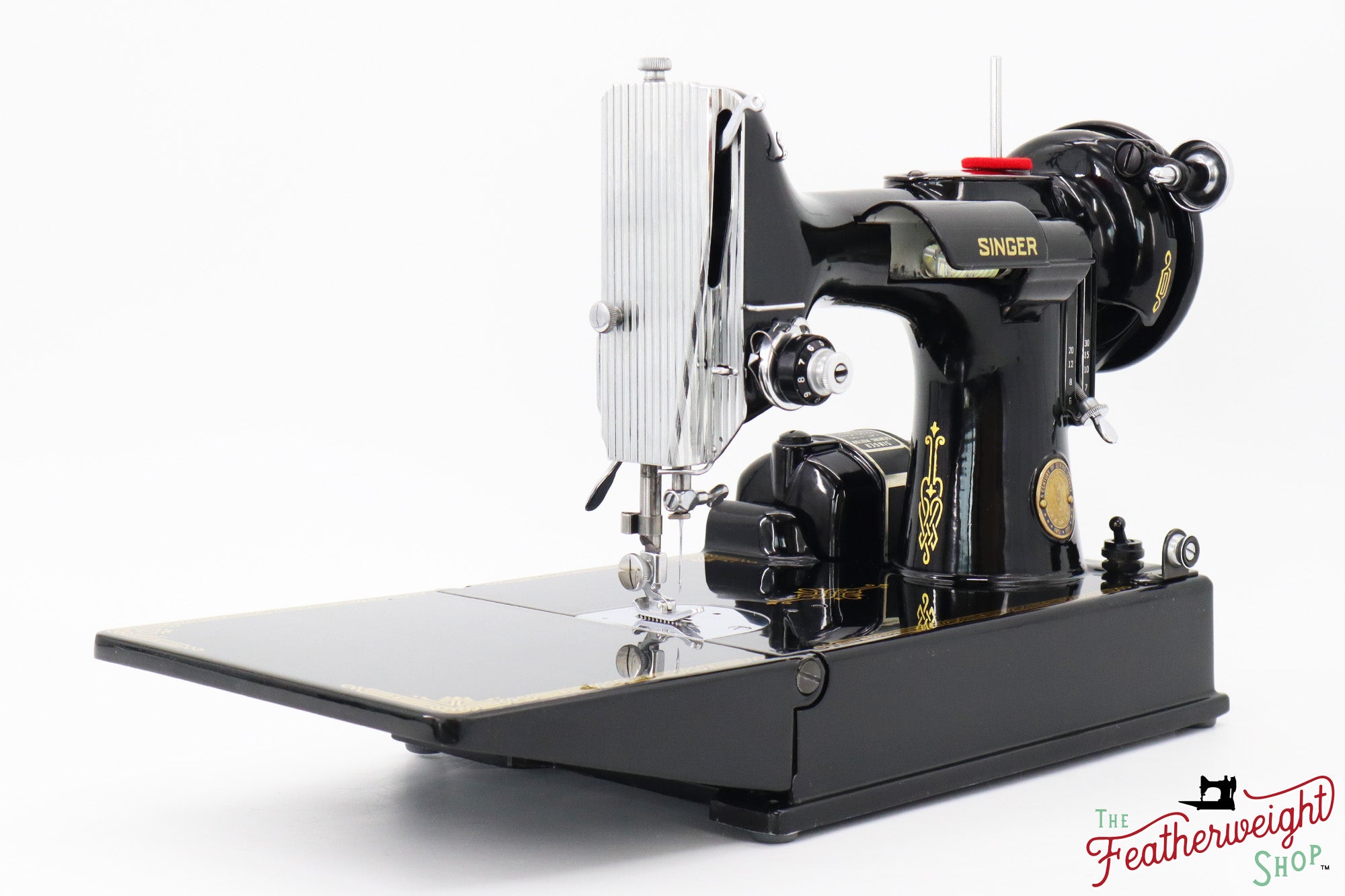 Singer Featherweight 221 Sewing Machine, Centennial: AK081***