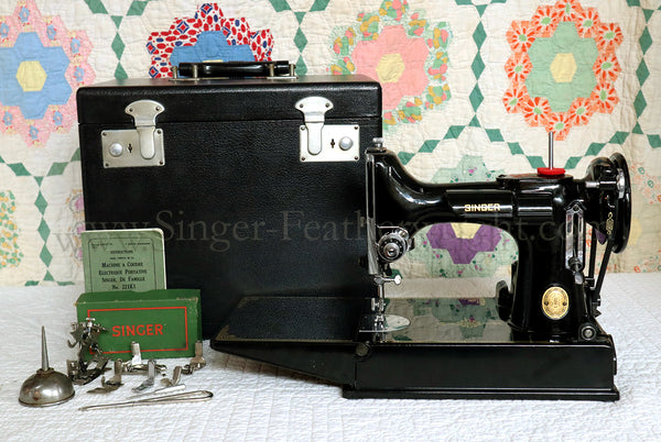 Singer Featherweight 221K Sewing Machine, EH378*** – The Singer Featherweight 221K Sewing Machine, EH378*** – The