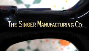 Singer Featherweight 221K Sewing Machine, EH378***