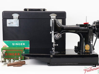 Load image into Gallery viewer, Singer Featherweight 221K Sewing Machine, RED &quot;S&quot; - ES171***