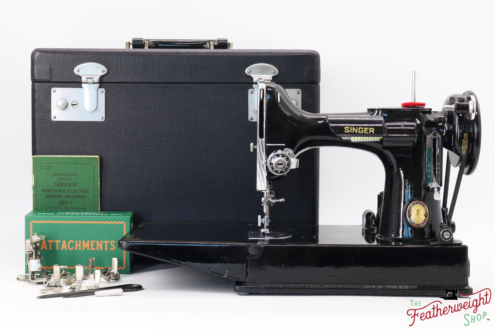 Singer Featherweight 221K Sewing Machine, Centennial: EF910***