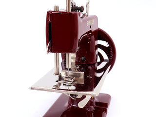 Load image into Gallery viewer, Singer Sewhandy Model 20 - Fully Restored in Brandywine