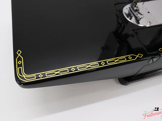 Load image into Gallery viewer, Singer Featherweight 222K Sewing Machine EL1841**