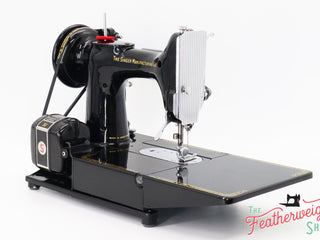 Load image into Gallery viewer, Singer Featherweight 222K Sewing Machine - EJ6170** - 1954
