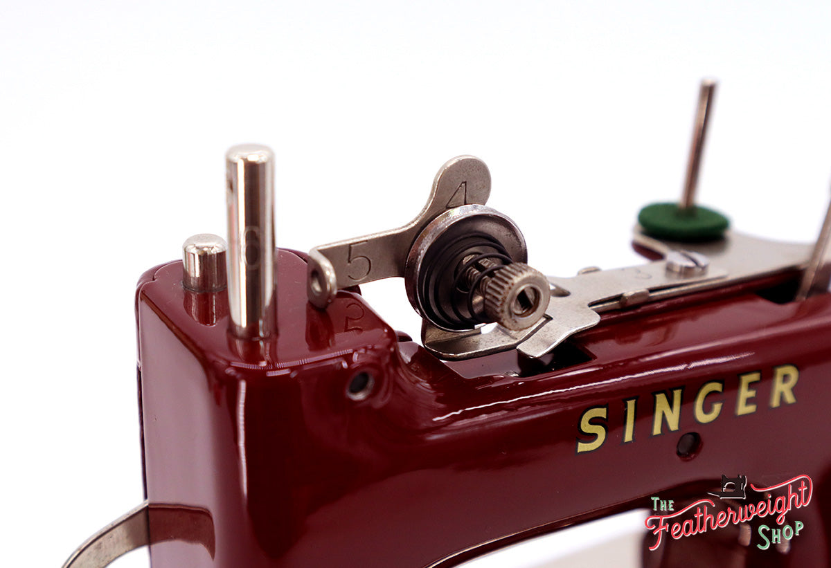 Singer Sewhandy Model 20 - Fully Restored in Brandywine