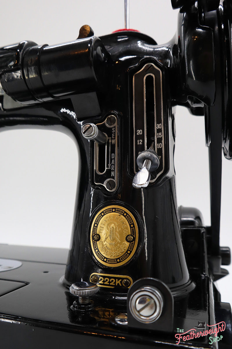 Singer Featherweight 222K Sewing Machine EL1841**