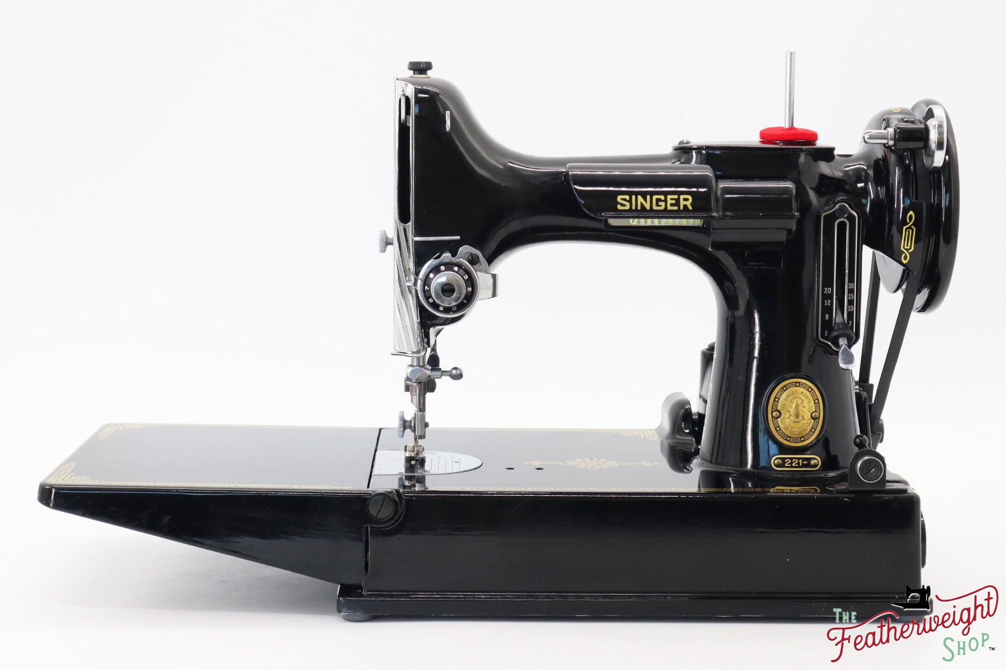 Singer Featherweight 221 Sewing Machine, AL550*** - 1953