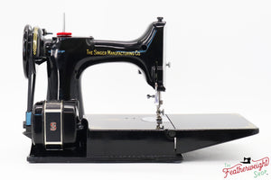Singer Featherweight 221 Sewing Machine, AL550*** - 1953