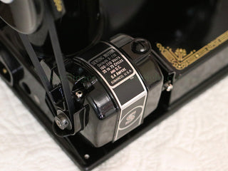 Load image into Gallery viewer, Singer Featherweight 221 Sewing Machine, AG007***