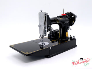 Load image into Gallery viewer, Singer Featherweight 221 Sewing Machine, AF496***