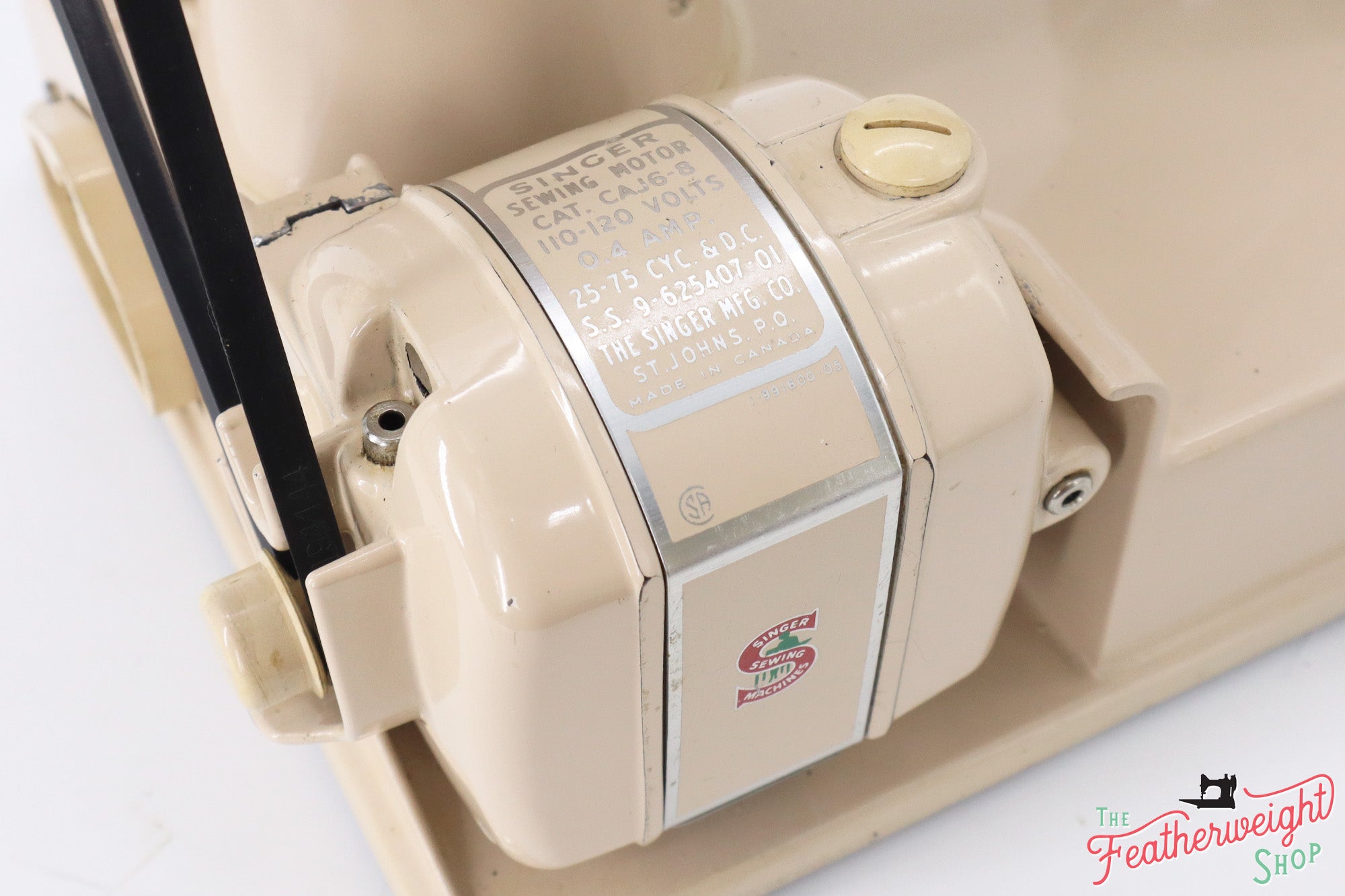 Singer Featherweight 221J Sewing Machine, Tan - JE156