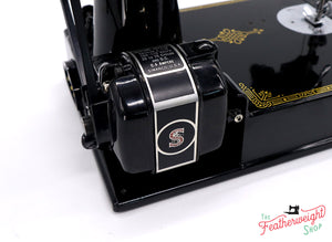 Singer Featherweight 221 Sewing Machine, AF496***