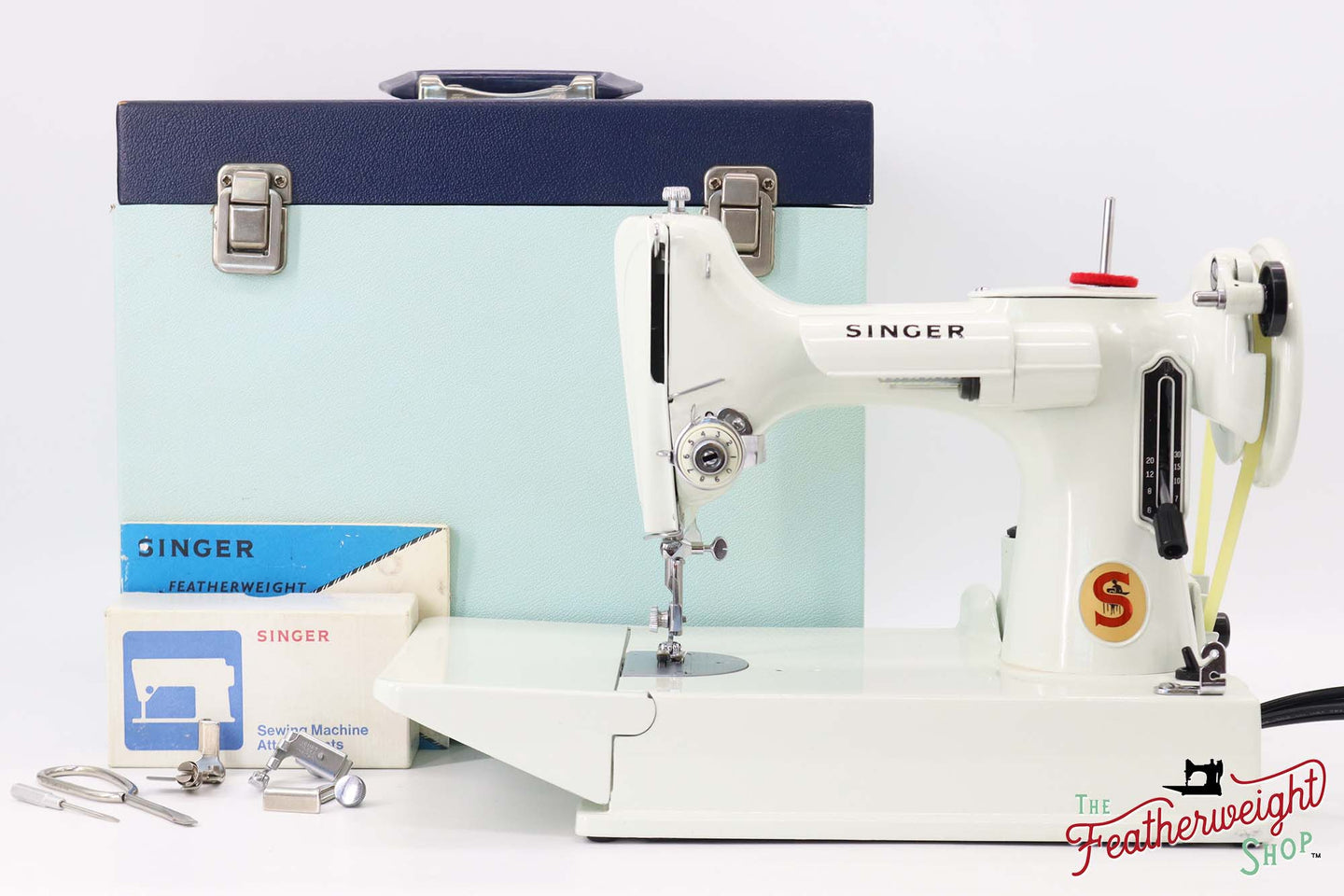 Singer Featherweight 221K Sewing Machine, British WHITE EV970***