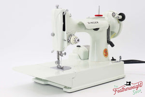 Singer Featherweight 221K Sewing Machine, British WHITE EV970***