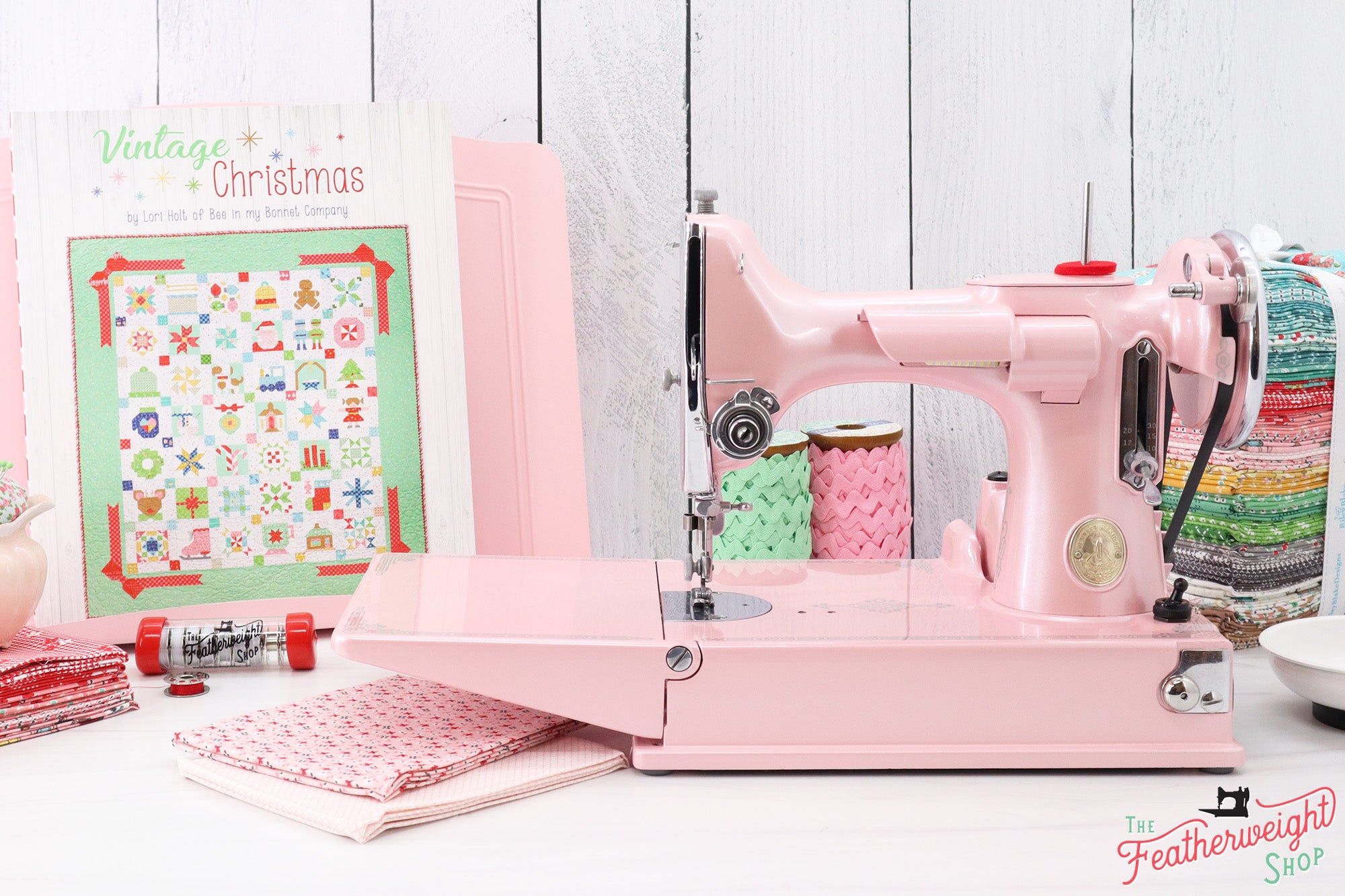 Desk Dave's PRINCESS PINK Singer Featherweight 221 Sewing