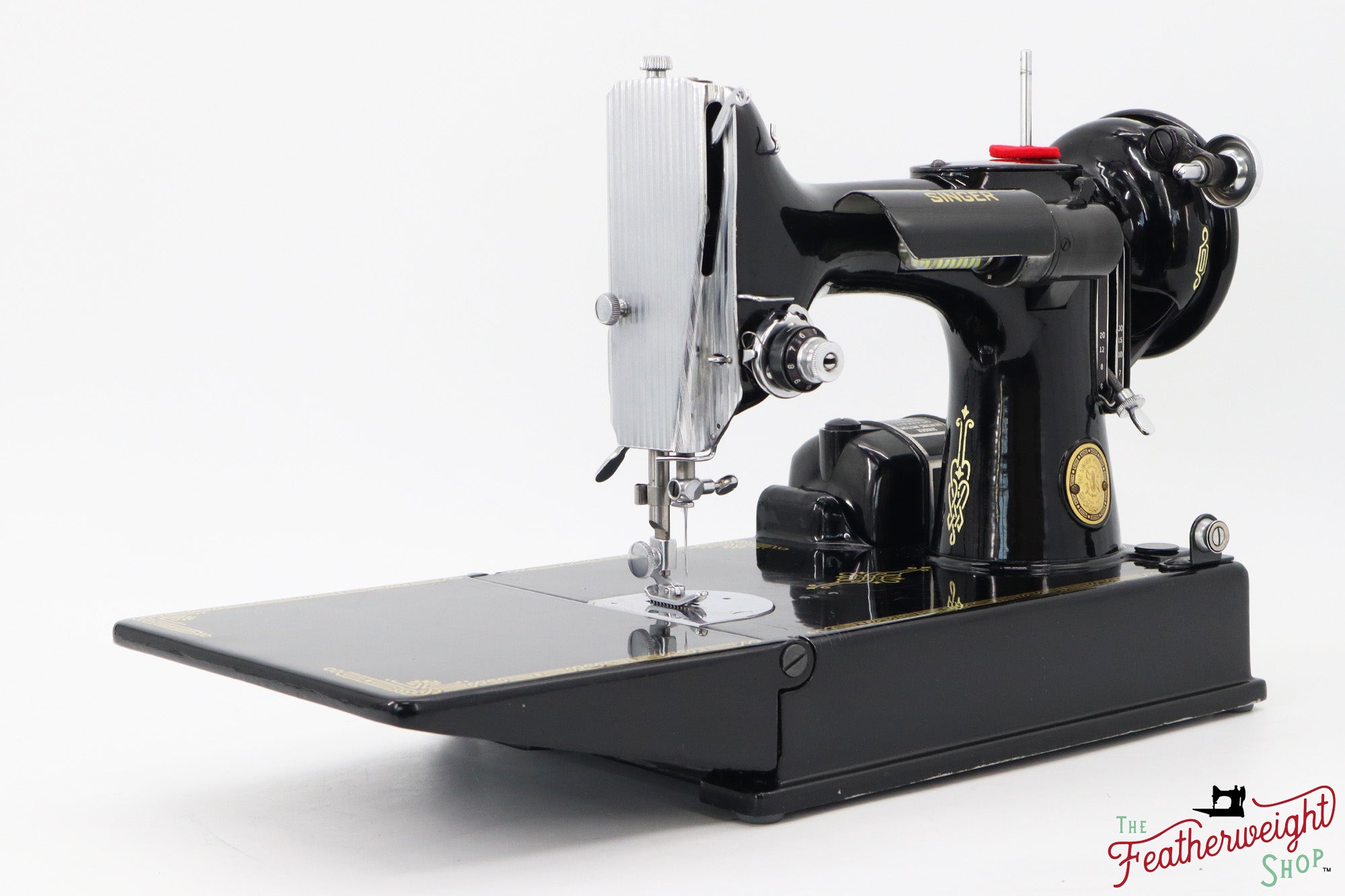 Singer Featherweight 221K Sewing Machine, 1952 - EH379***