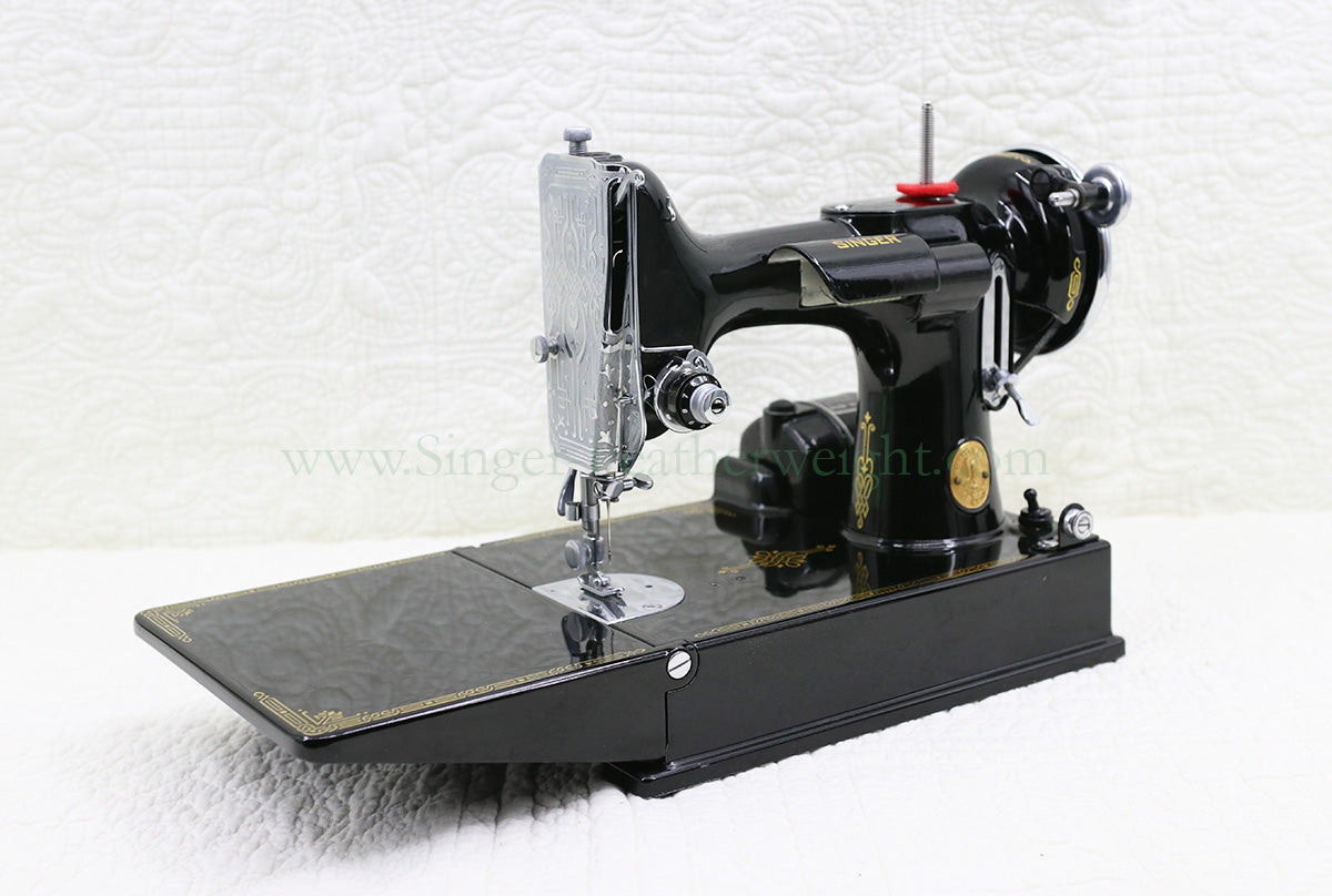 Singer Featherweight 221 Sewing Machine, AF089***