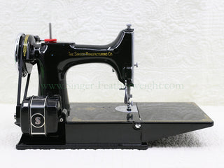 Load image into Gallery viewer, Singer Featherweight 221 Sewing Machine, AF089***