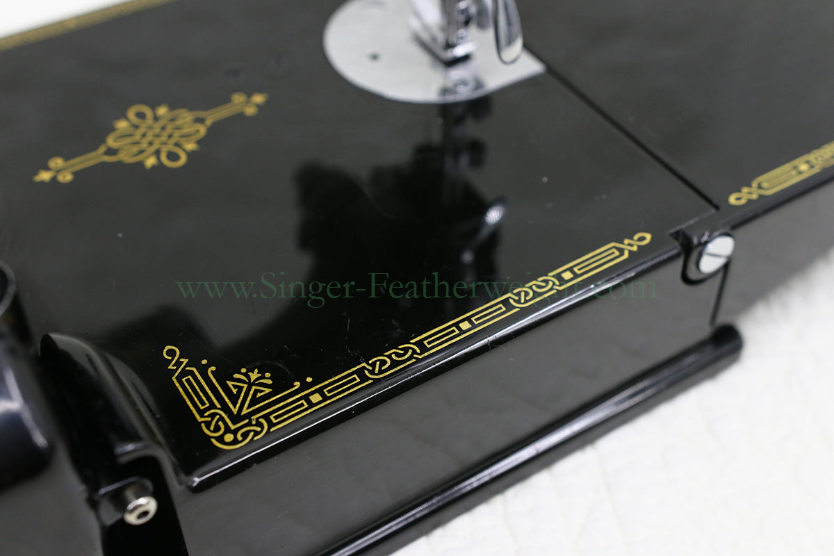 Singer Featherweight 221 Sewing Machine, AF089***