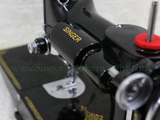 Load image into Gallery viewer, Singer Featherweight 221 Sewing Machine, AF089***