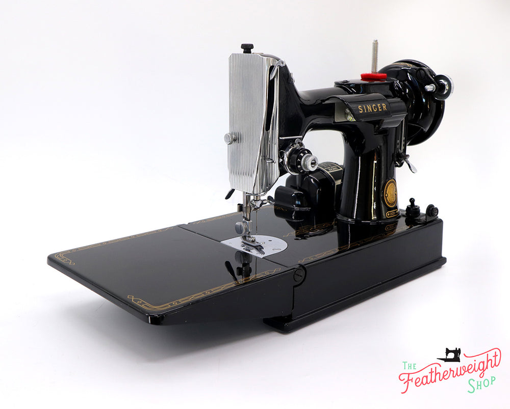 Singer Featherweight 221 1954 - AL690*** – The Singer Featherweight Shop