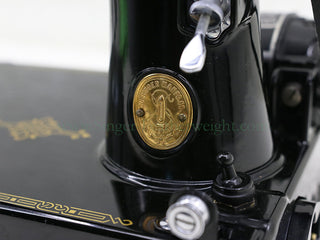 Load image into Gallery viewer, Singer Featherweight 221 Sewing Machine, AF089***