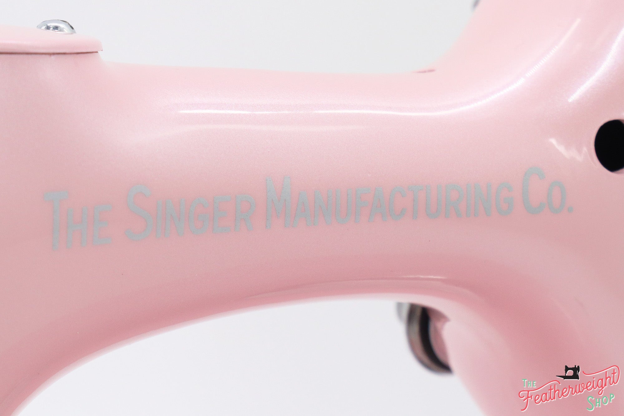 Singer Featherweight 221 Sewing Machine AE060*** - Fully Restored in Pink Frosting