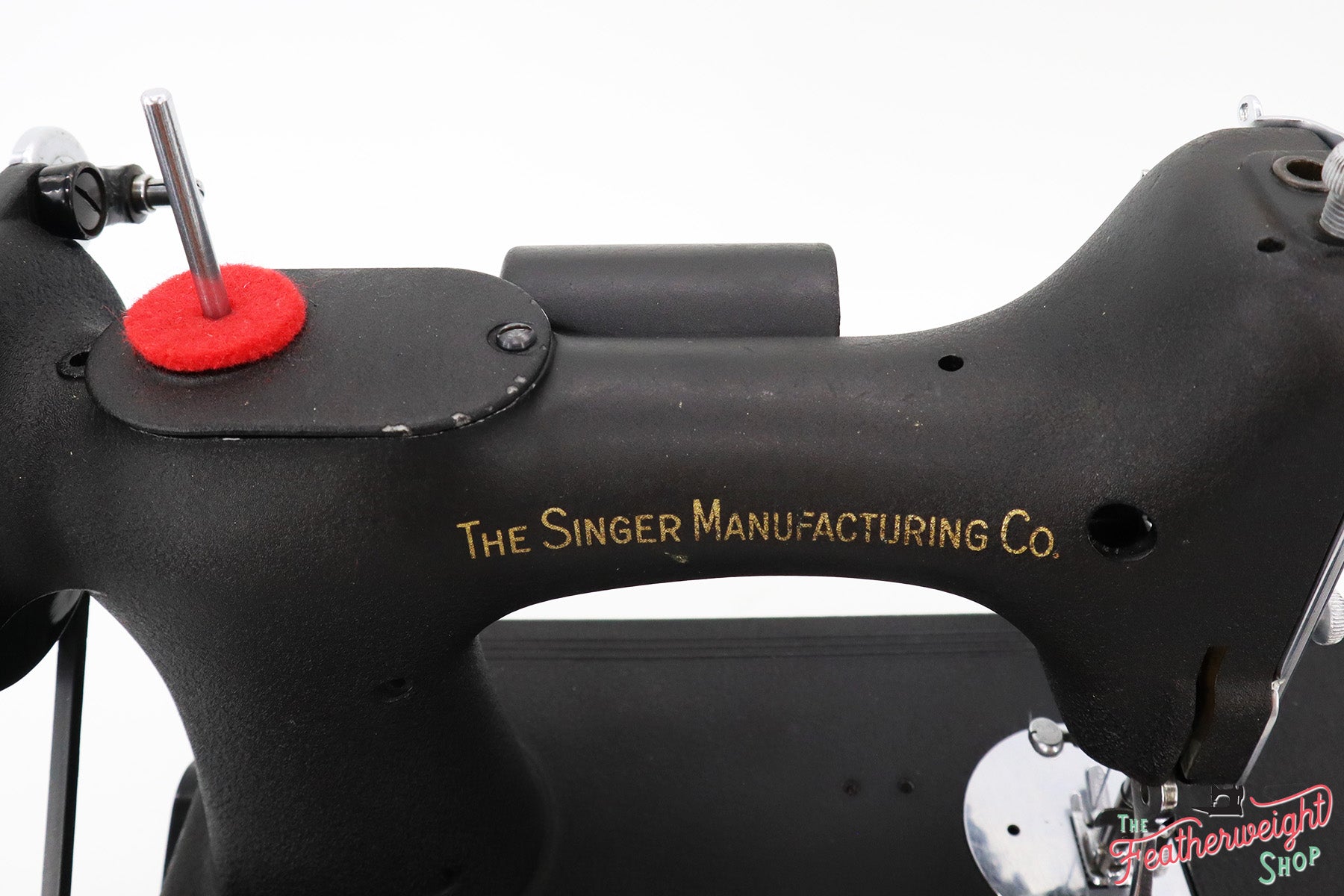 Singer Featherweight 221 Sewing Machine, Rare - WRINKLE AF5892**