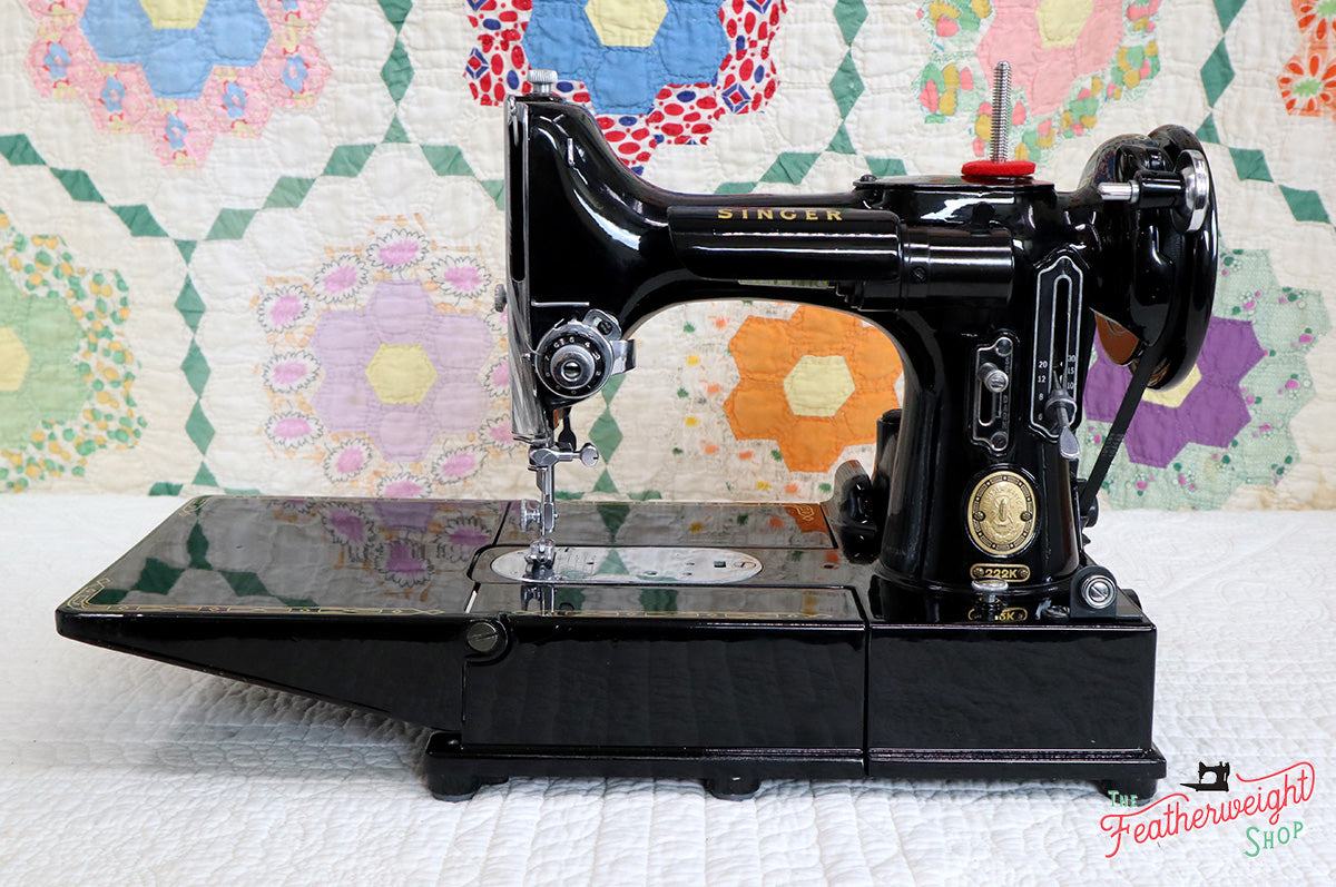 Singer Featherweight 222K Sewing Machine EN135***