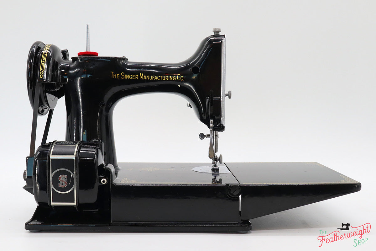 Singer Featherweight 221 Sewing Machine, AF760*** - Corduroy Insert - RARE