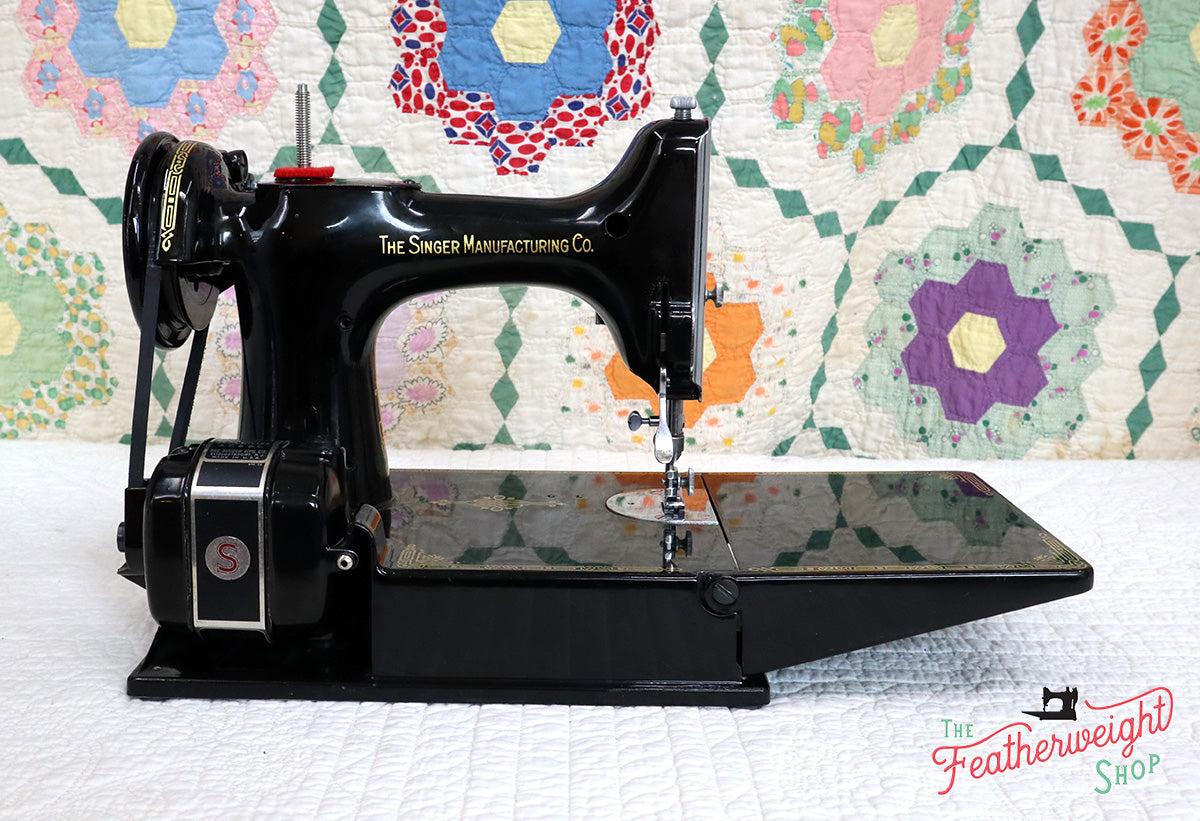 Singer Featherweight 221 Sewing Machine, Centennial: AJ791***