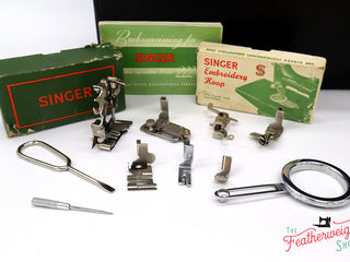 Load image into Gallery viewer, Singer Featherweight 222K 1953 - EJ268***