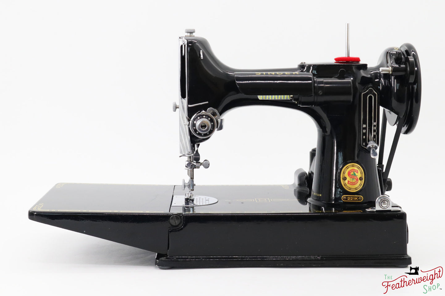 Singer Featherweight 221K Sewing Machine, RED 