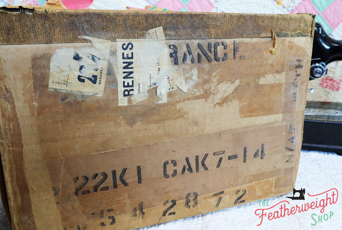 Cardboard Singer Box for 222K Featherweight - (Vintage Original Box Only)