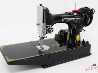 Load image into Gallery viewer, Singer Featherweight 221 Sewing Machine, AL0050**