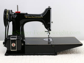 Load image into Gallery viewer, Singer Featherweight 221K Sewing Machine RED &quot;S&quot; ES170***