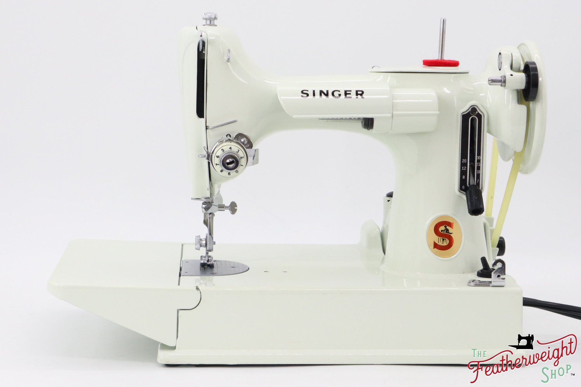 Singer Featherweight 221K Sewing Machine, British WHITE EV9694**