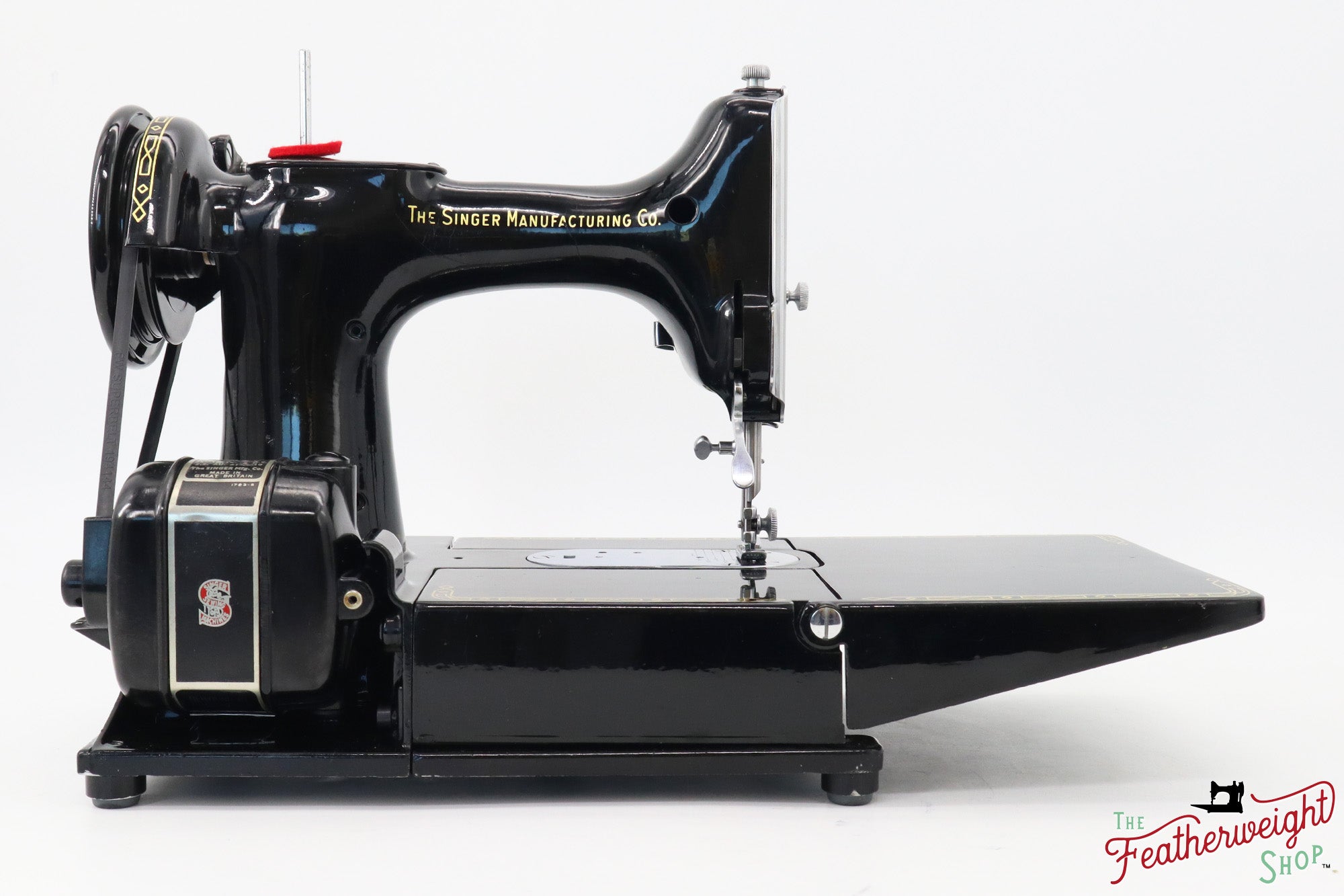 Singer Featherweight 222K Sewing Machine - EM96128* - 1957