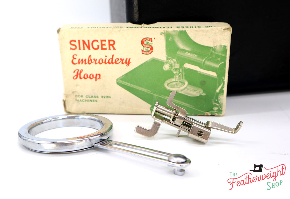 Singer Featherweight 222K 1953 - EJ268***