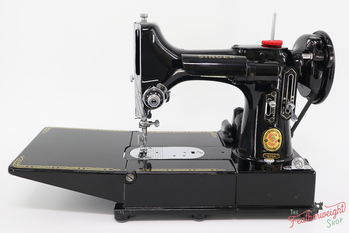 Singer Featherweight 222K Sewing Machine, RED "S" ER9016**