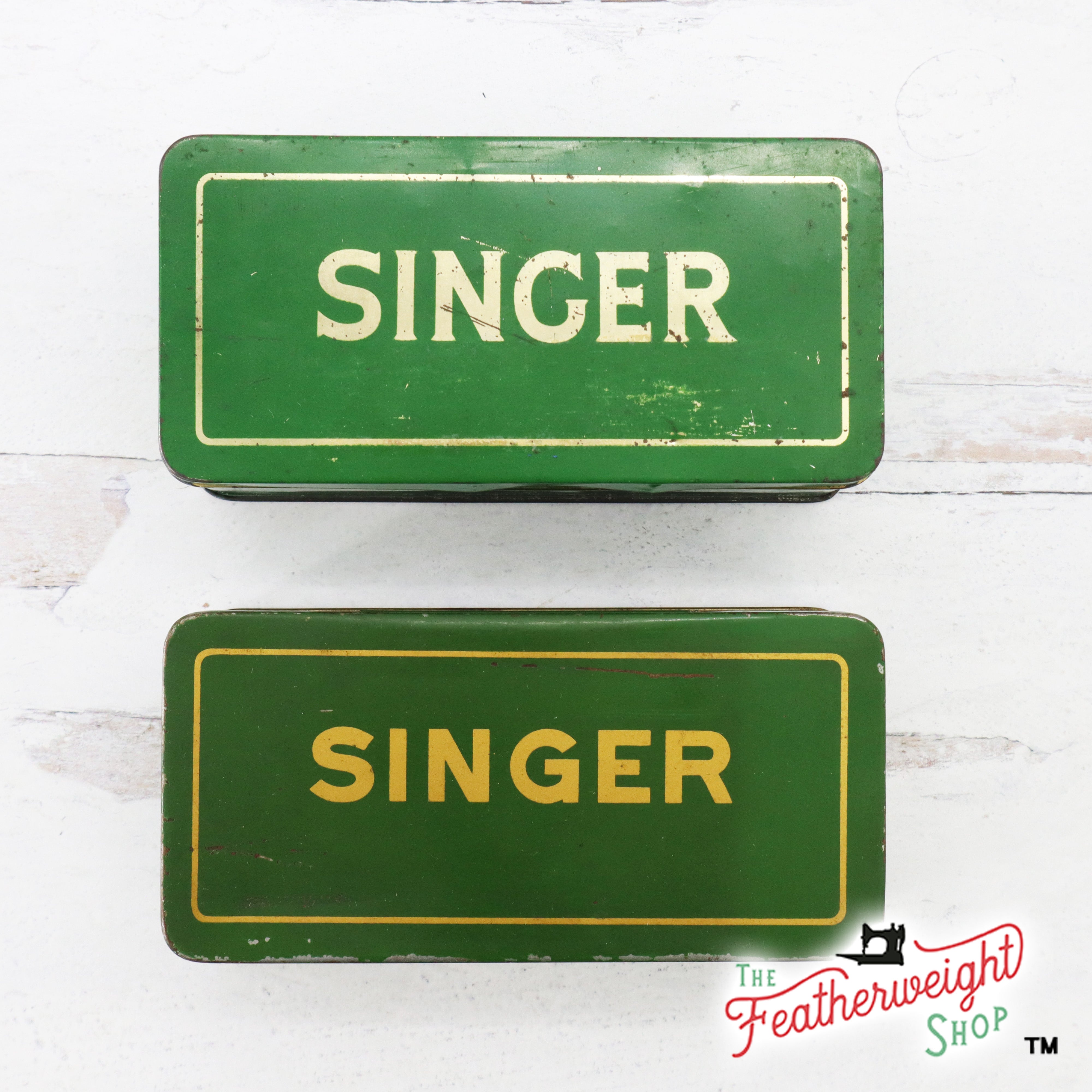 Singer Metal Attachments Tin - RARE Singer (Vintage Original