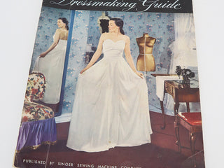 Load image into Gallery viewer, Book, Singer Dressmaking Guide (Vintage Original)