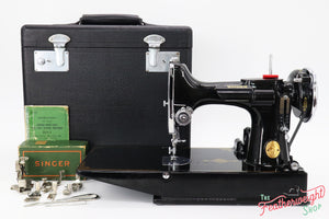 Singer Featherweight 221 Sewing Machine, AE773***