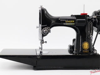 Load image into Gallery viewer, Singer Featherweight 221K Sewing Machine, 1955 - EK986***