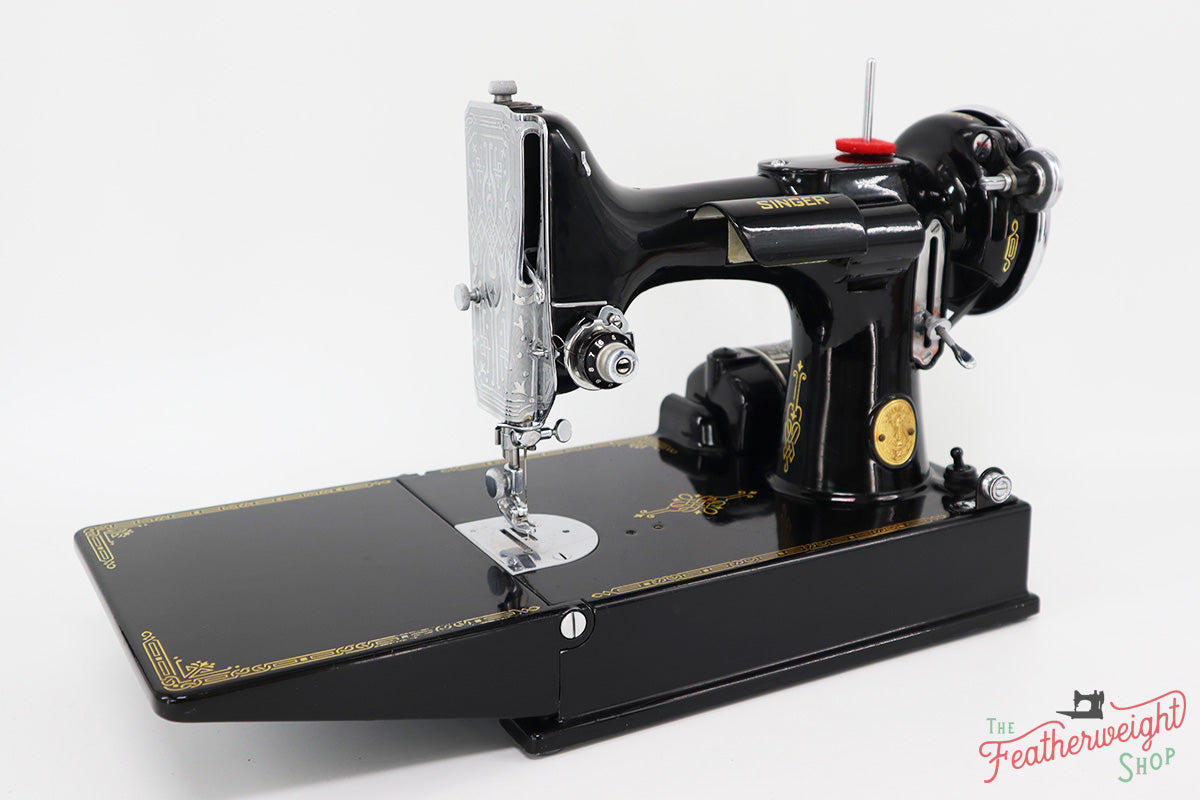 Singer Featherweight 221 Sewing Machine, AF081***