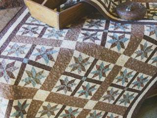 Load image into Gallery viewer, PATTERN BOOK, Classic &amp; Heirloom Quilts