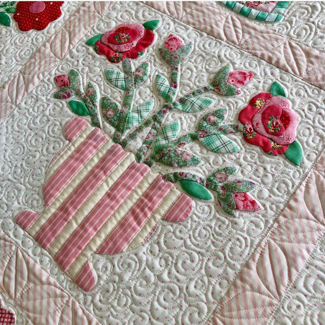 PATTERN, HOPE'S GARDEN Quilt by The Vintage Spool